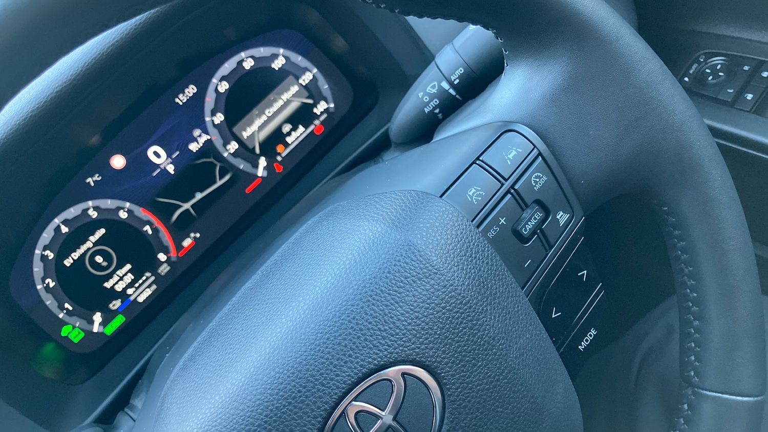 Used Toyota C-HR 2024 for sale - 77363908: Photo 35