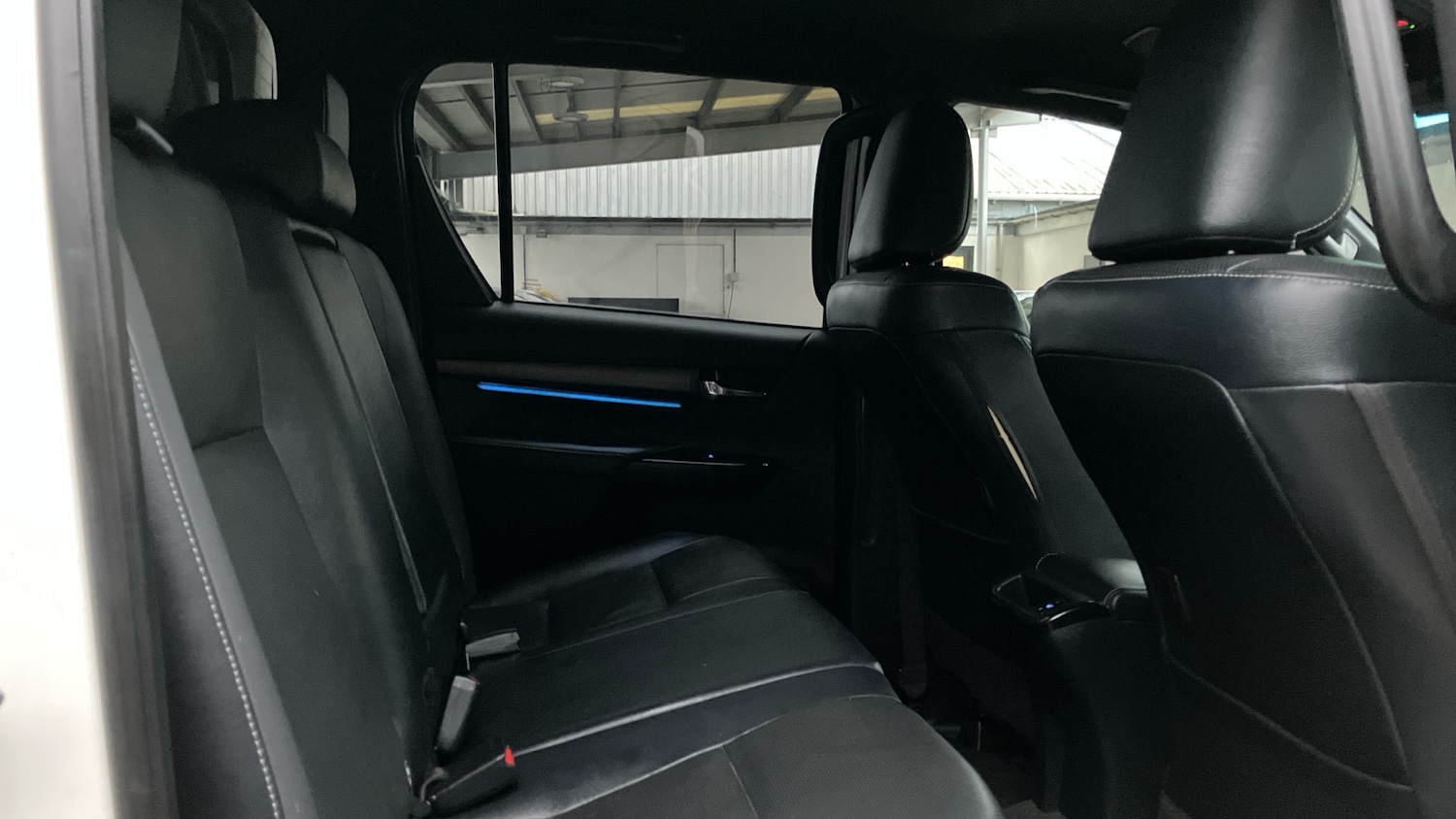 Used Toyota Hilux 2023 for sale - 77568271: Photo 12