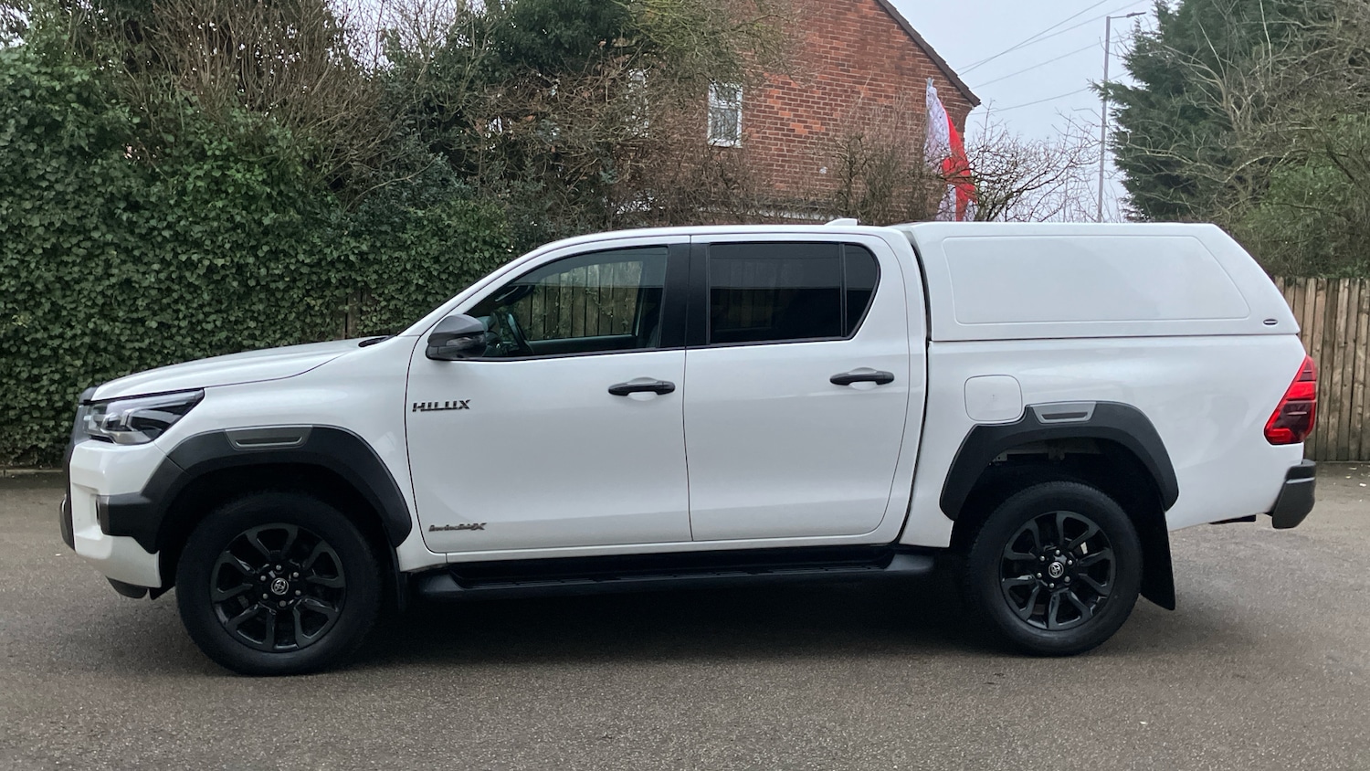 Used Toyota Hilux 2023 for sale - 77568271: Photo 17
