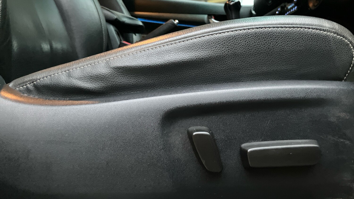 Used Toyota Hilux 2023 for sale - 77568271: Photo 32