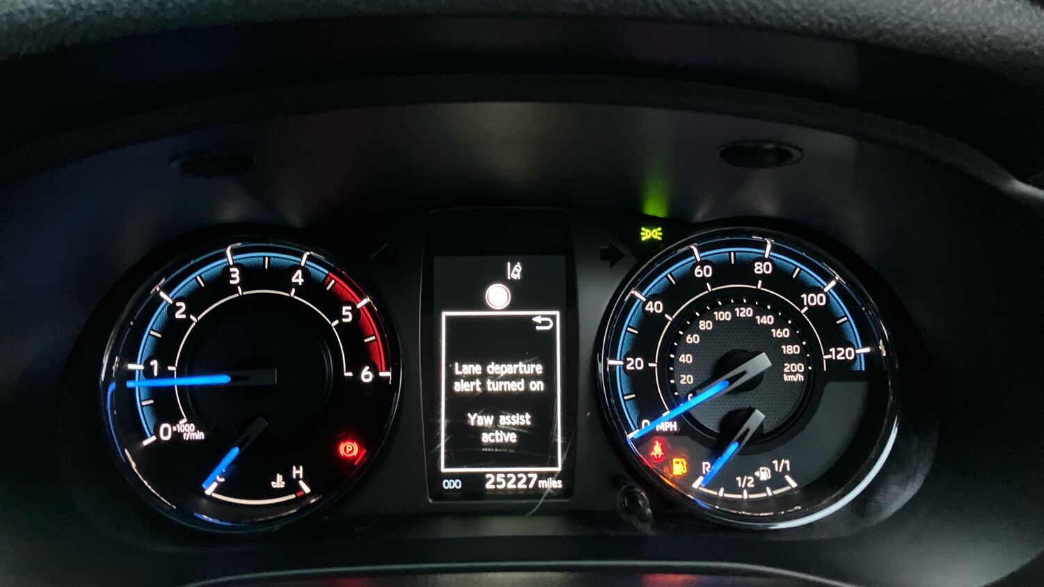 Used Toyota Hilux 2023 for sale - 77568271: Photo 38