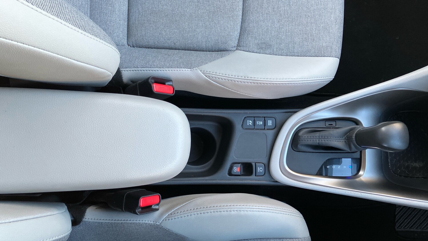 Used Toyota Yaris 2023 for sale - 76643249: Photo 37