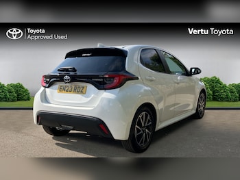Used Toyota Yaris 2023 for sale - 79476944: Photo