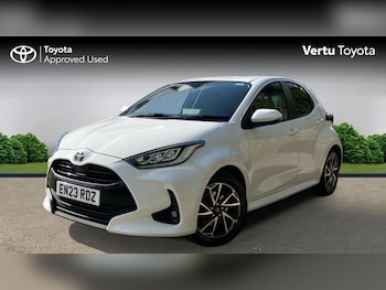 Used Toyota Yaris 2023 for sale - 79476944: Photo