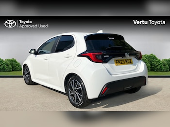 Used Toyota Yaris 2023 for sale - 79476944: Photo