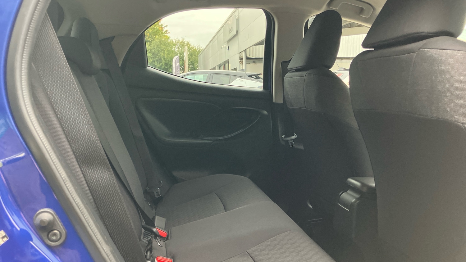 Used Toyota Yaris 2022 for sale - 76089021: Photo 12