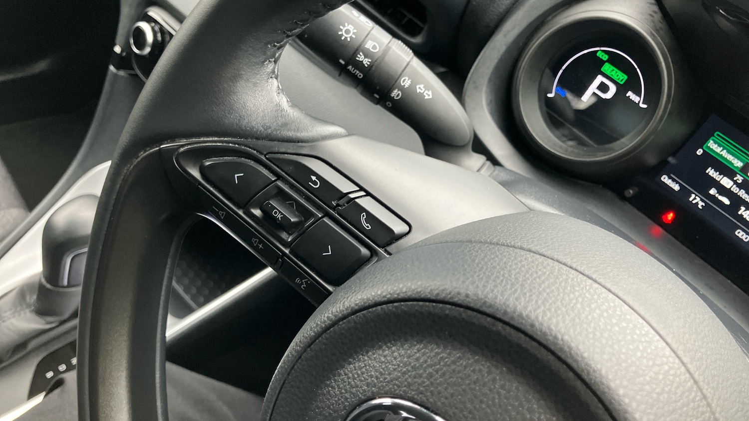 Used Toyota Yaris 2022 for sale - 76089021: Photo 31