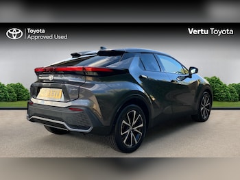 Used Toyota C-HR 2023 for sale - 76588527: Photo