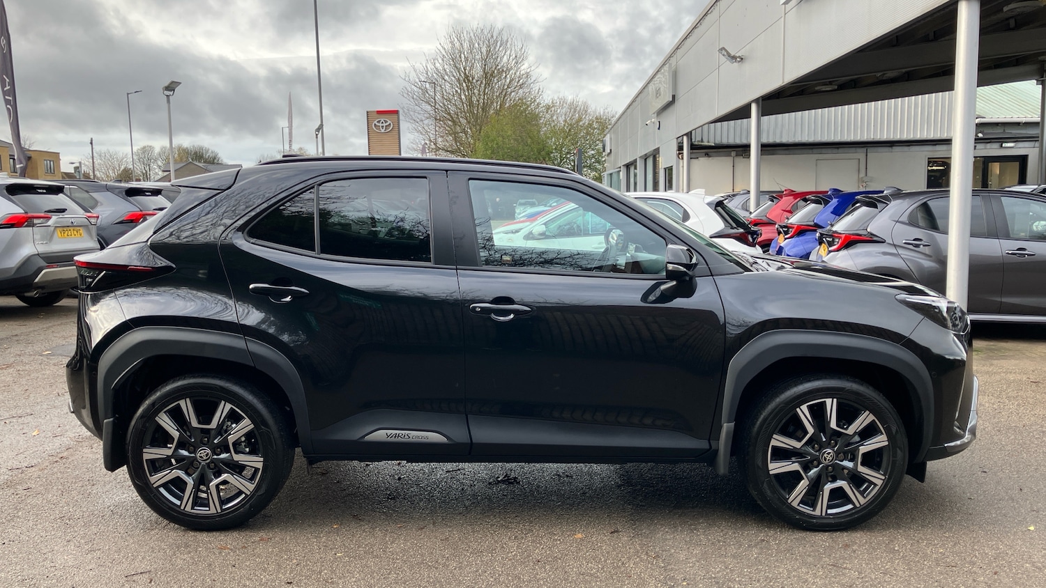 Used Toyota Yaris Cross 2025 for sale - 77871877: Photo 16