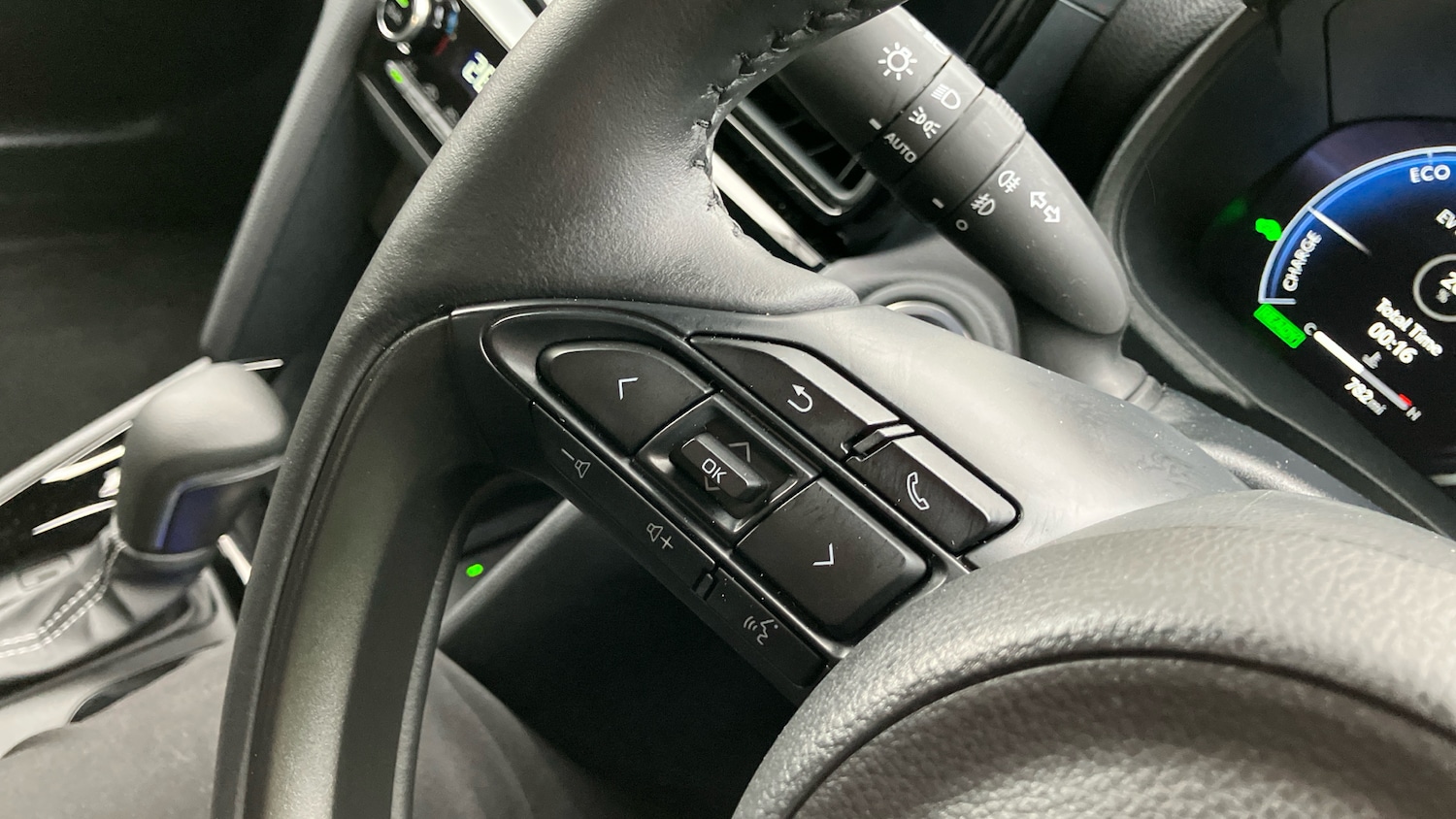 Used Toyota Yaris Cross 2025 for sale - 77871877: Photo 36