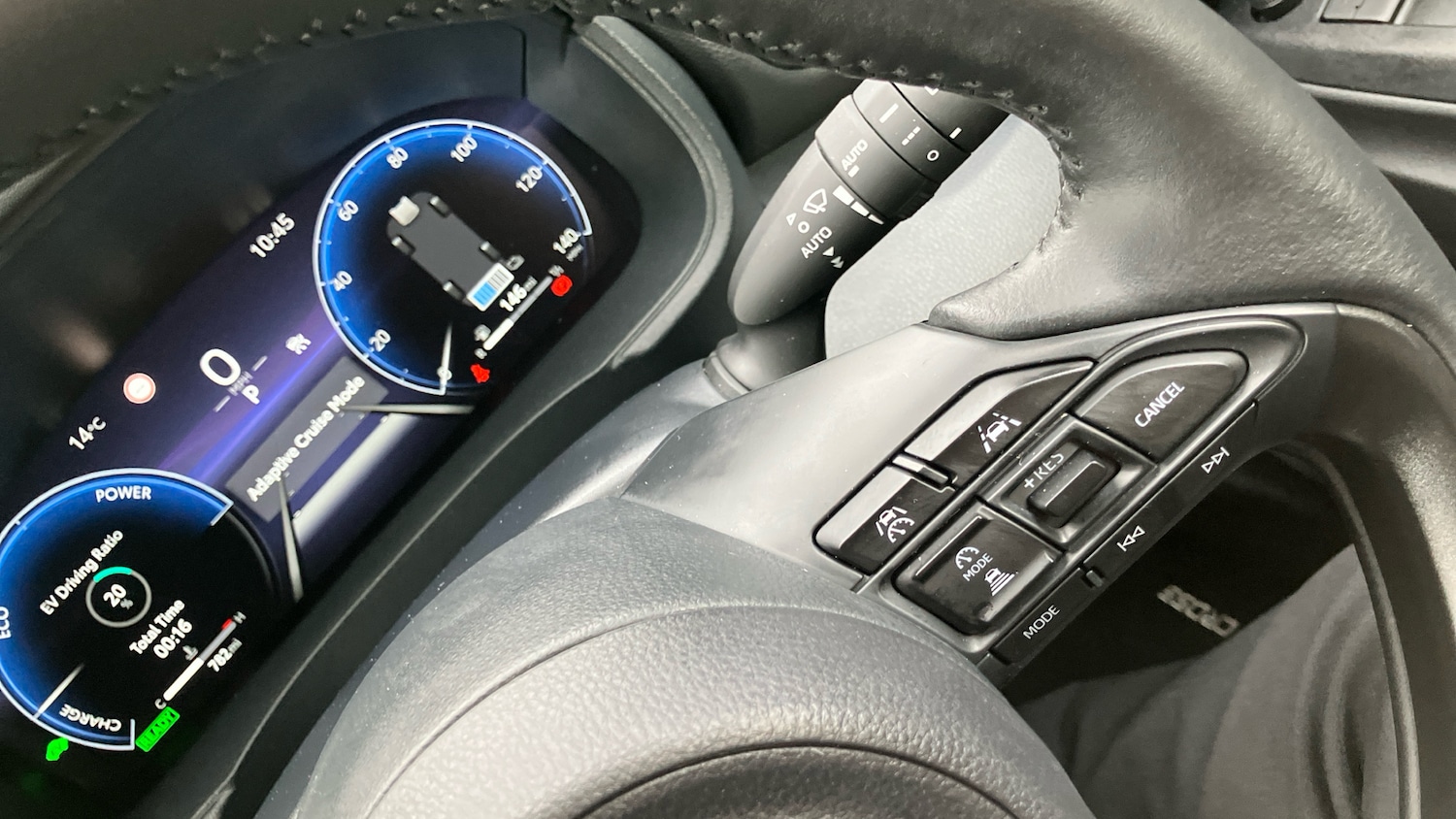 Used Toyota Yaris Cross 2025 for sale - 77871877: Photo 37