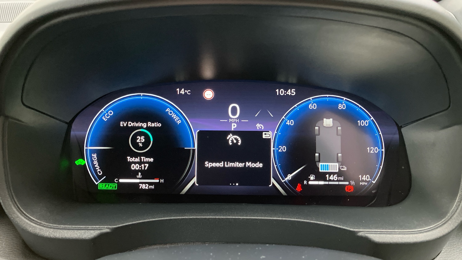 Used Toyota Yaris Cross 2025 for sale - 77871877: Photo 40