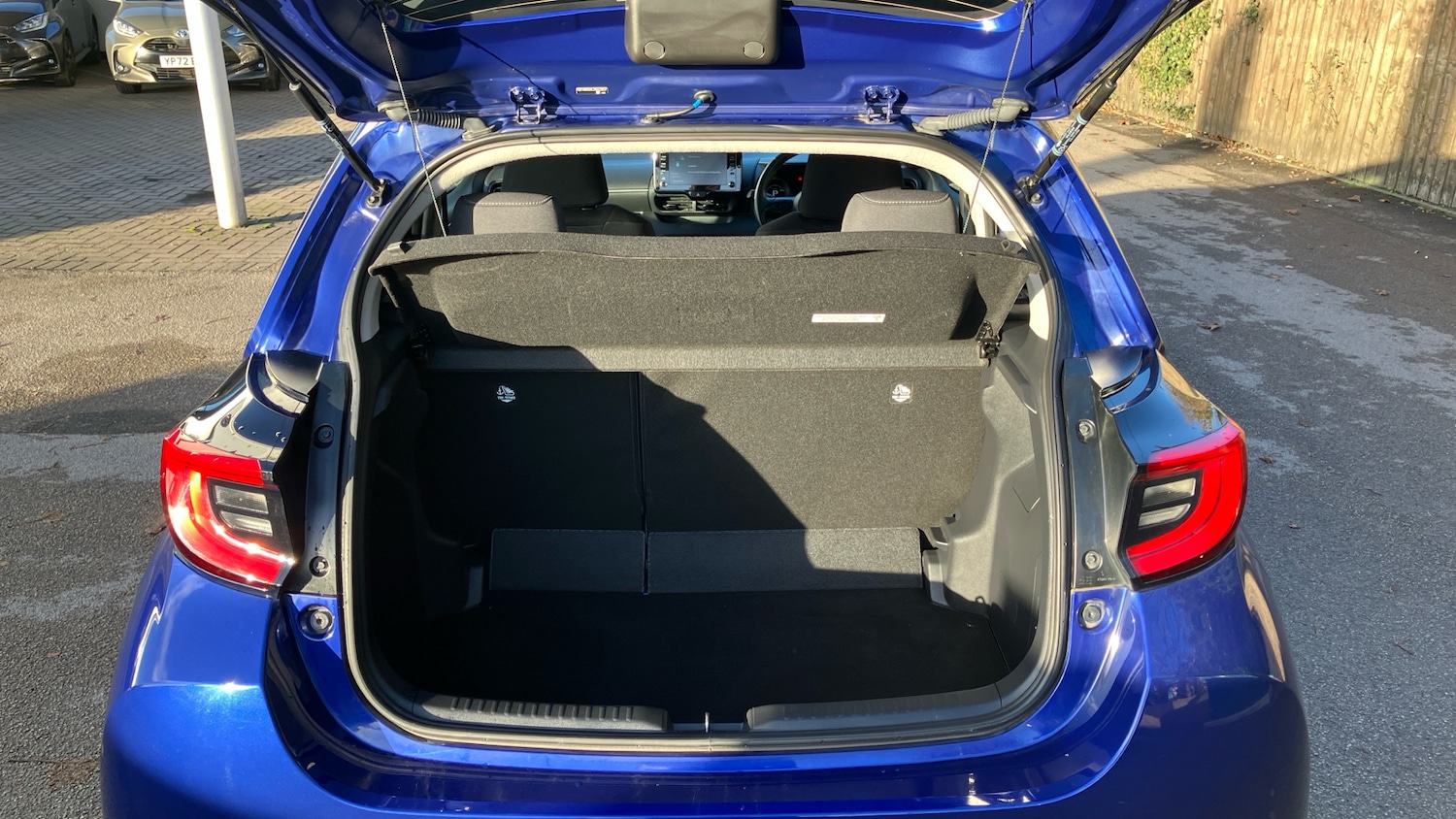 Used Toyota Yaris 2022 for sale - 76707639: Photo 14