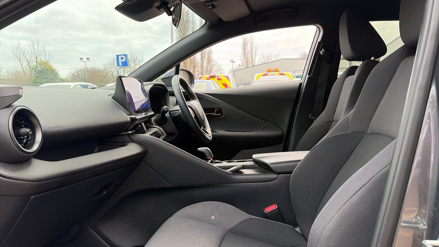 Used Toyota C-HR 2024 for sale - 77963093: Photo 10