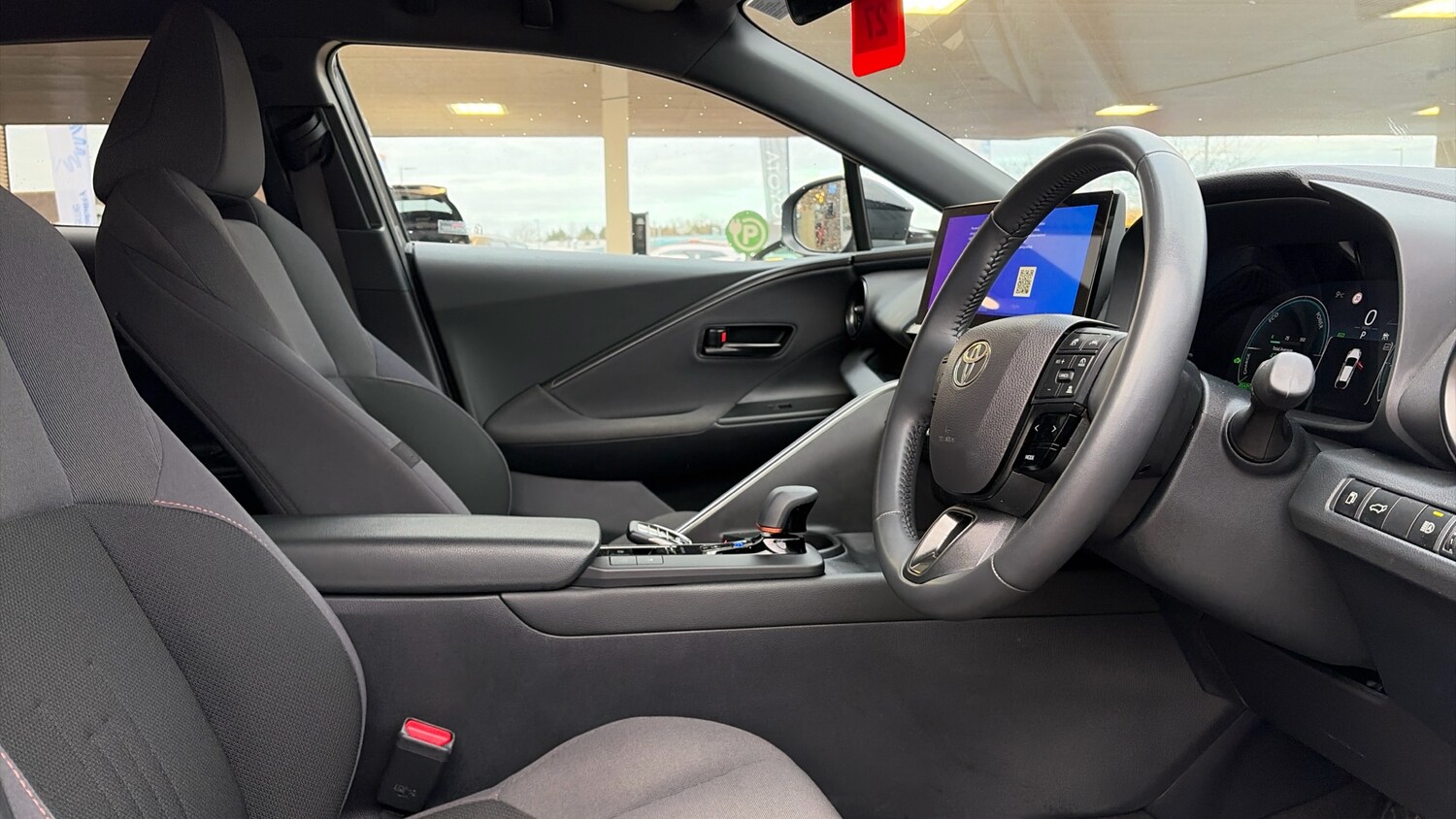 Used Toyota C-HR 2024 for sale - 77963093: Photo 11