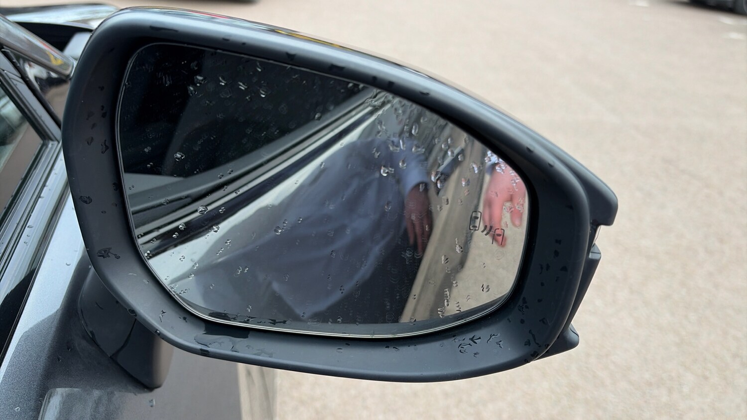 Used Toyota C-HR 2024 for sale - 77963093: Photo 35