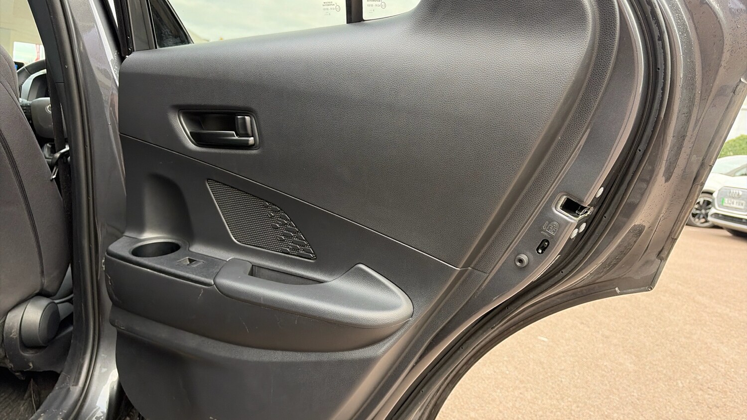 Used Toyota C-HR 2024 for sale - 77963093: Photo 43