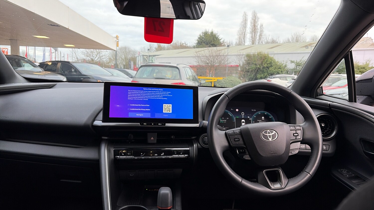 Used Toyota C-HR 2024 for sale - 77963093: Photo 5