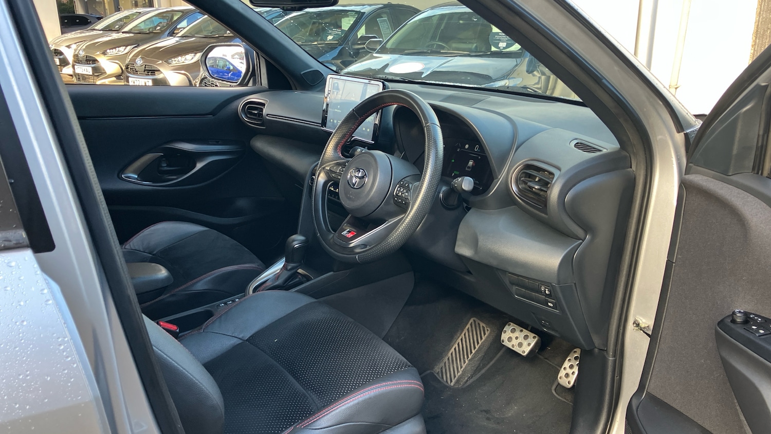 Used Toyota Yaris Cross 2023 for sale - 76193087: Photo 11
