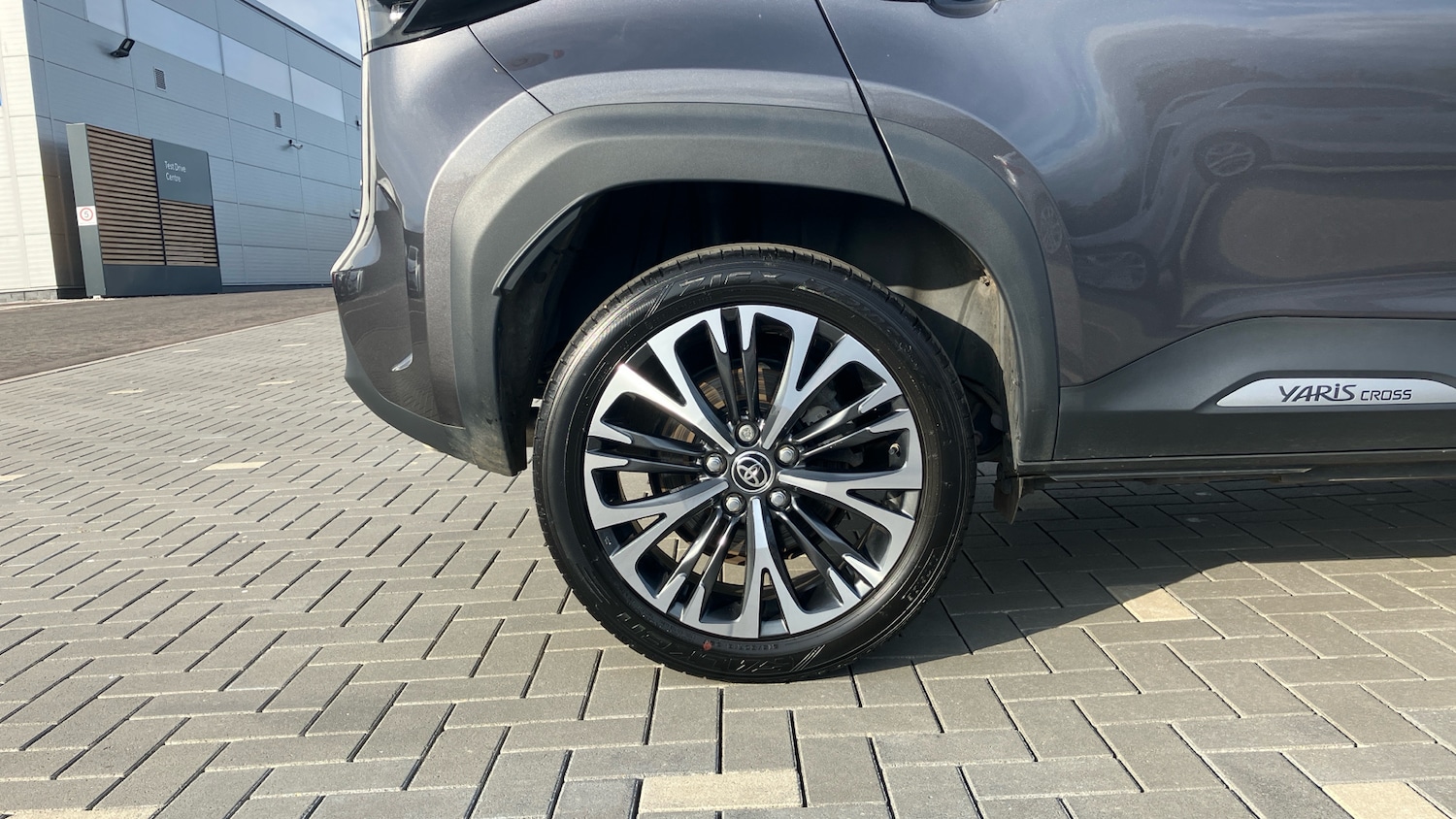 Used Toyota Yaris Cross 2024 for sale - 76352380: Photo 18