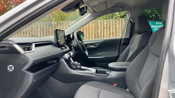 Used Toyota RAV4 2023 for sale - 76319527: Photo 10