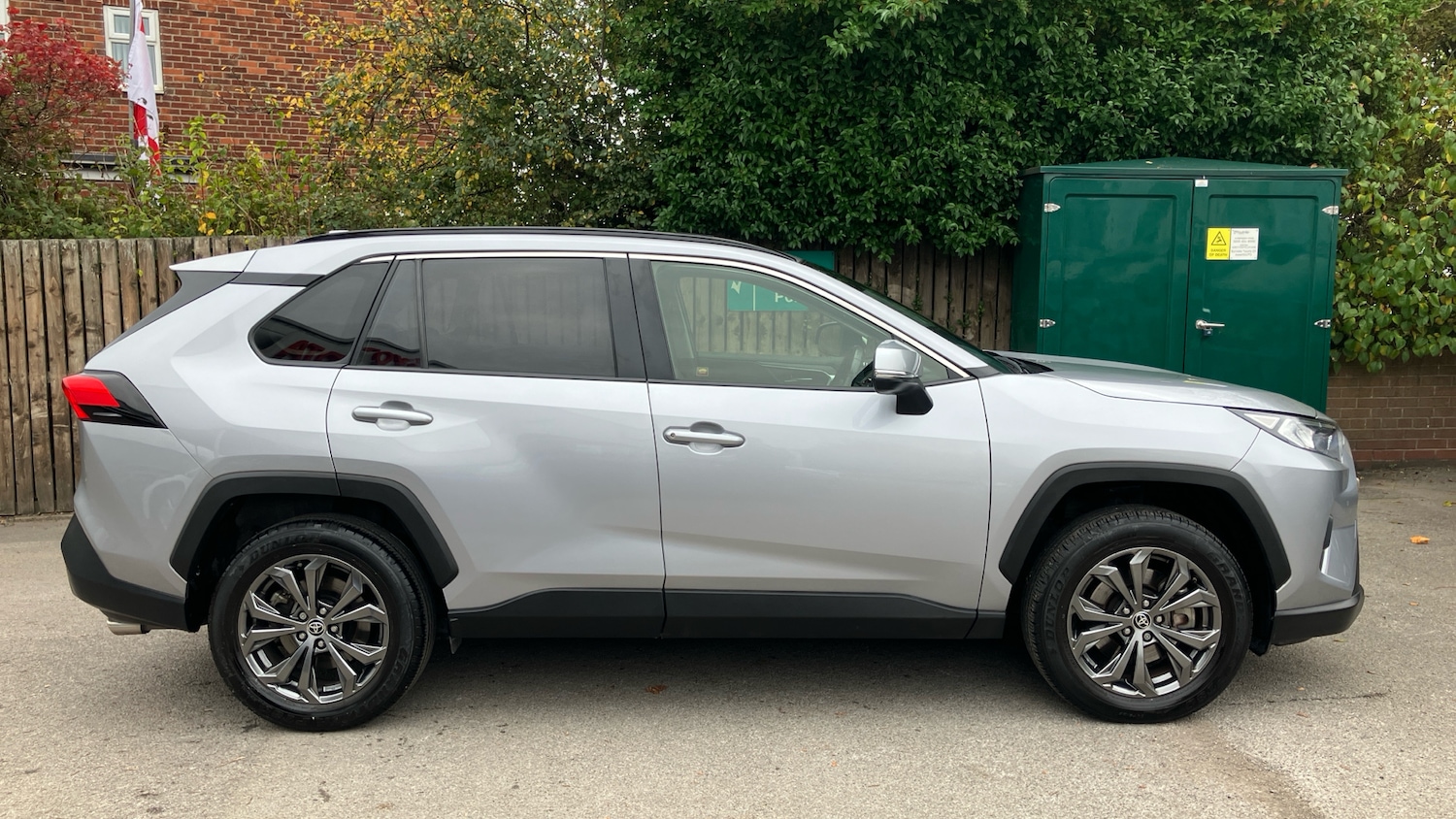 Used Toyota RAV4 2023 for sale - 76319527: Photo 16