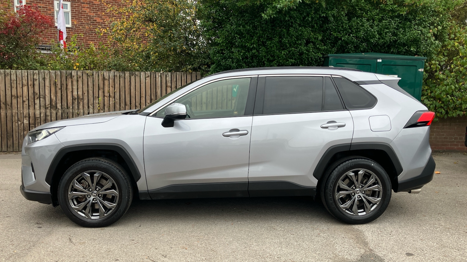 Used Toyota RAV4 2023 for sale - 76319527: Photo 17