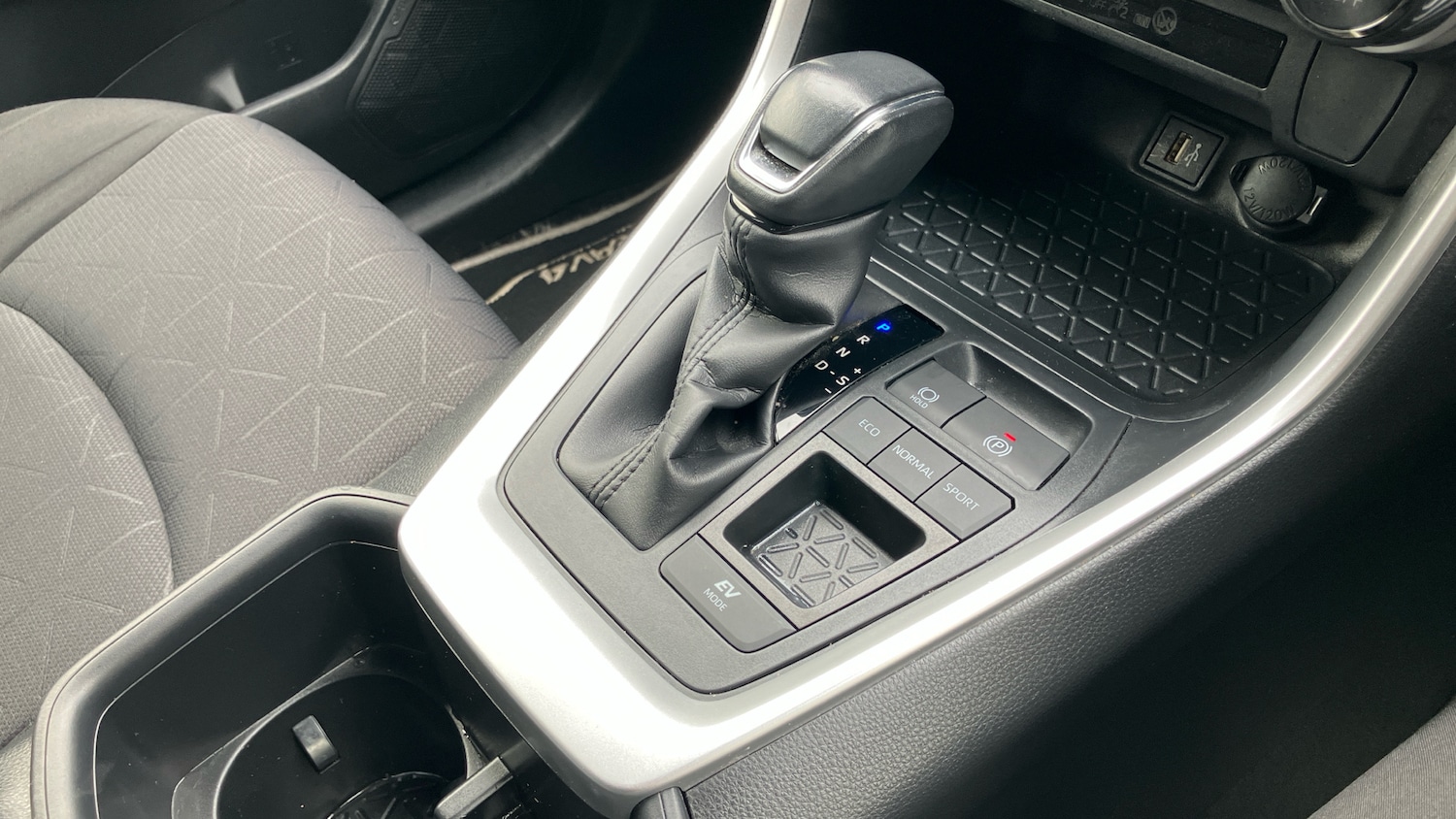 Used Toyota RAV4 2023 for sale - 76319527: Photo 38