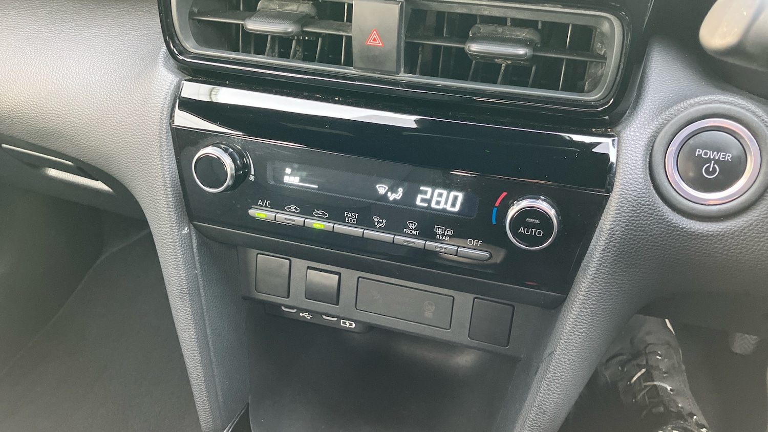 Used Toyota Yaris Cross 2024 for sale - 77262229: Photo 39