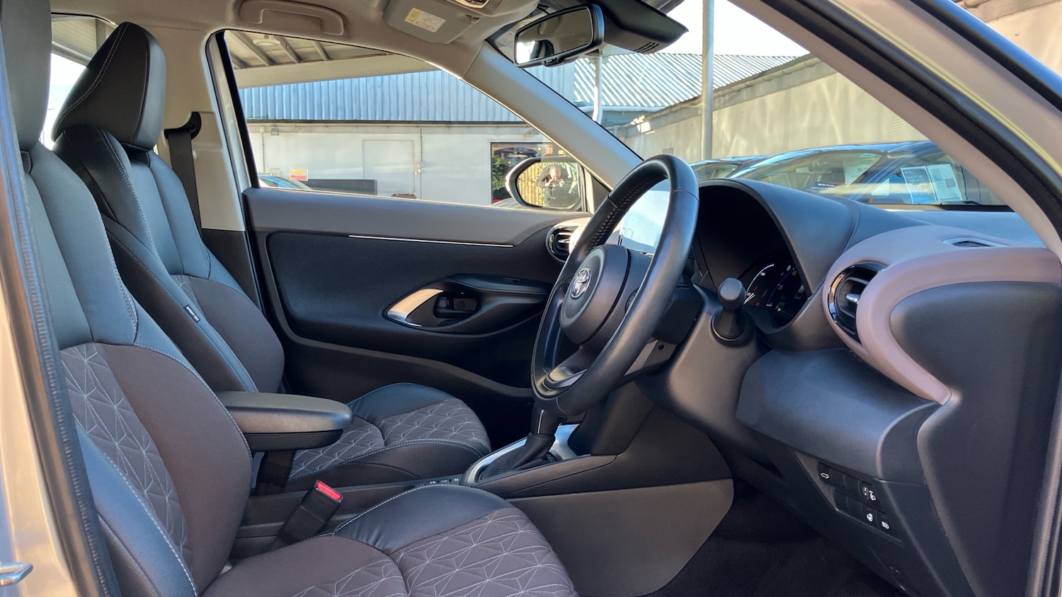 Used Toyota Yaris Cross 2022 for sale - 76821473: Photo 11