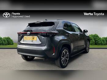 Used Toyota Yaris Cross 2023 for sale - 79733139: Photo
