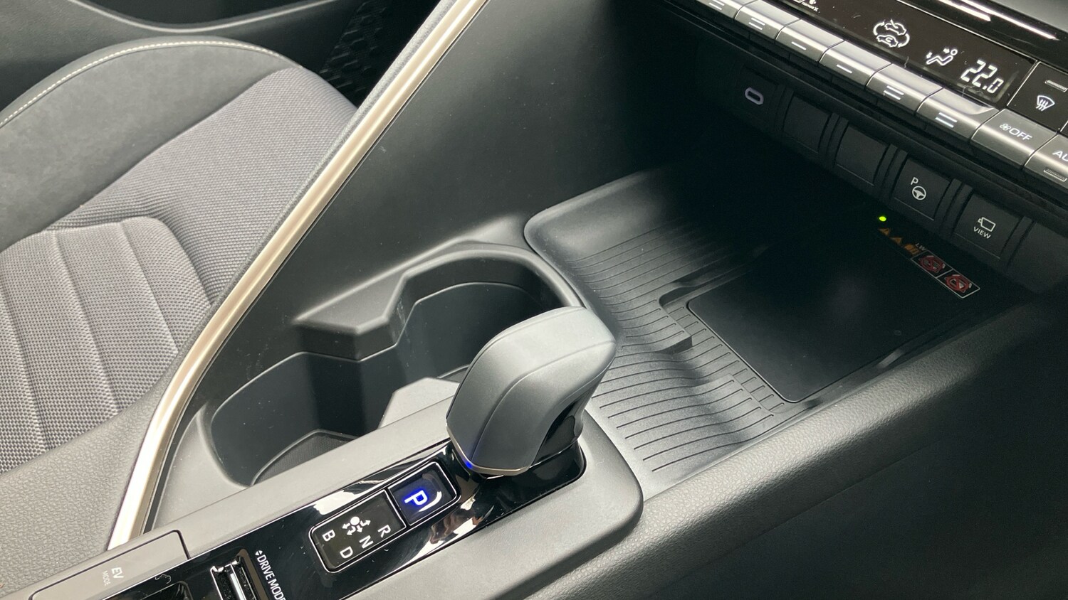 Used Toyota C-HR 2025 for sale - 77871935: Photo 36