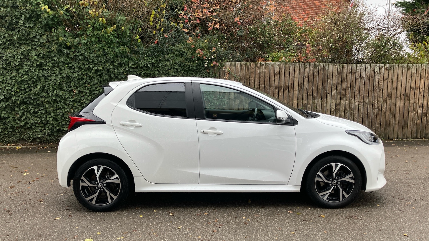 Used Toyota Yaris 2024 for sale - 76681614: Photo 16