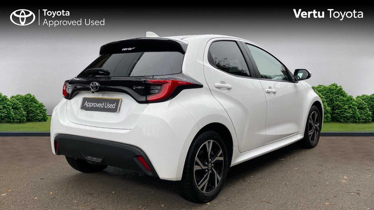 Used Toyota Yaris 2024 for sale - 76681614: Photo 2