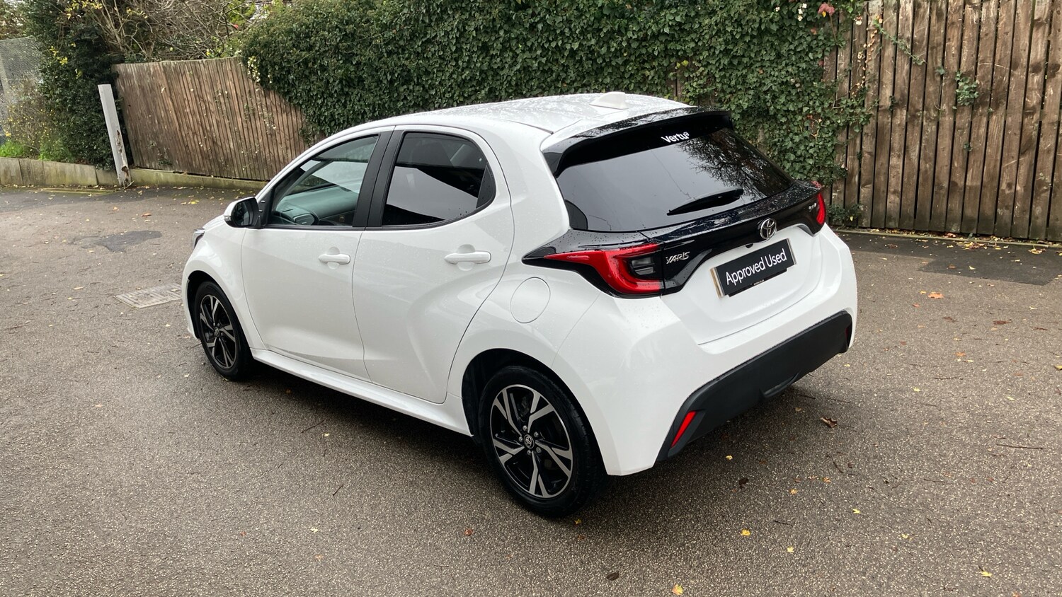 Used Toyota Yaris 2024 for sale - 76681614: Photo 30