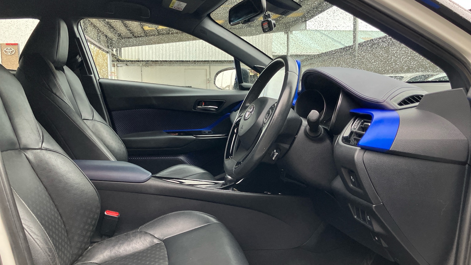 Used Toyota C-HR 2016 for sale - 77530196: Photo 11