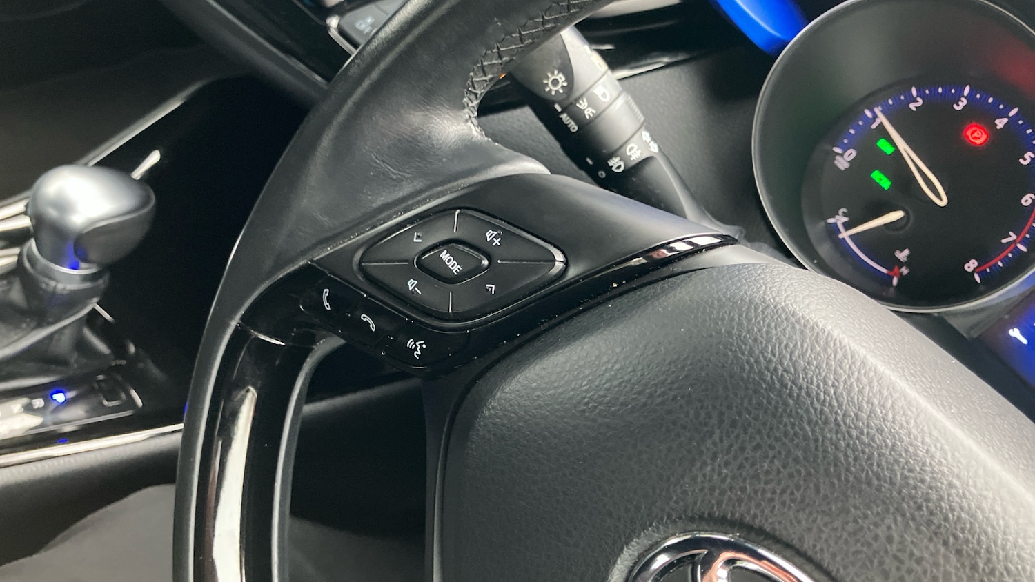 Used Toyota C-HR 2016 for sale - 77530196: Photo 34