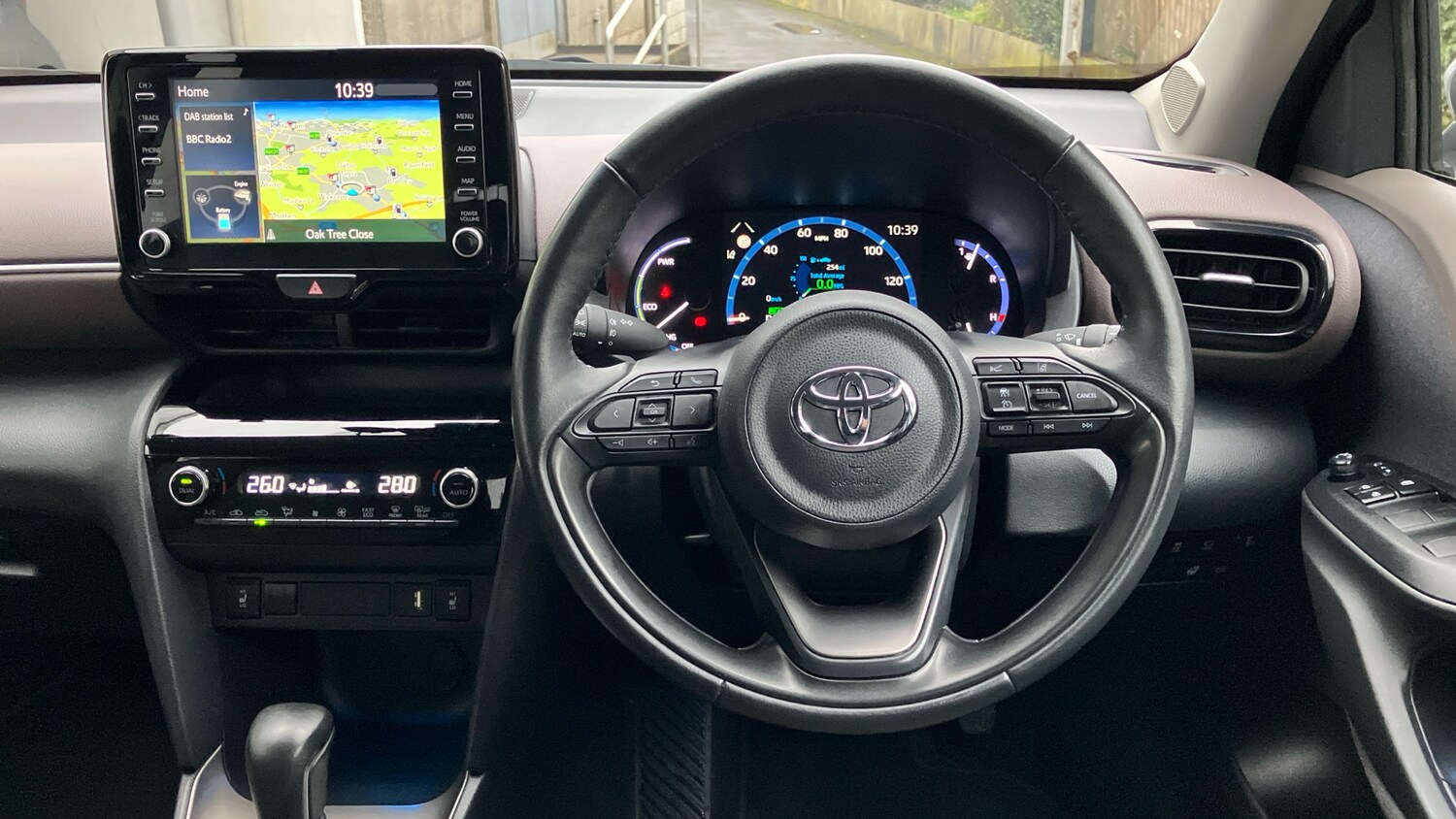 Used Toyota Yaris Cross 2023 for sale - 77494595: Photo 8