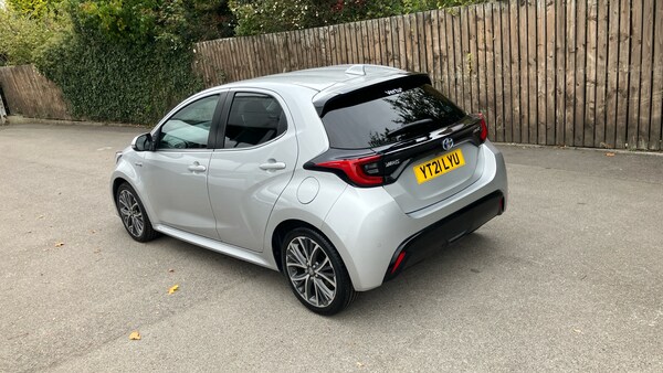 Used Toyota Yaris 2021 for sale - 76193083: Photo 30