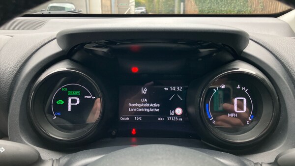 Used Toyota Yaris 2021 for sale - 76193083: Photo 34