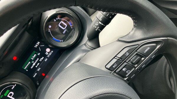 Used Toyota Yaris 2021 for sale - 76193083: Photo 39