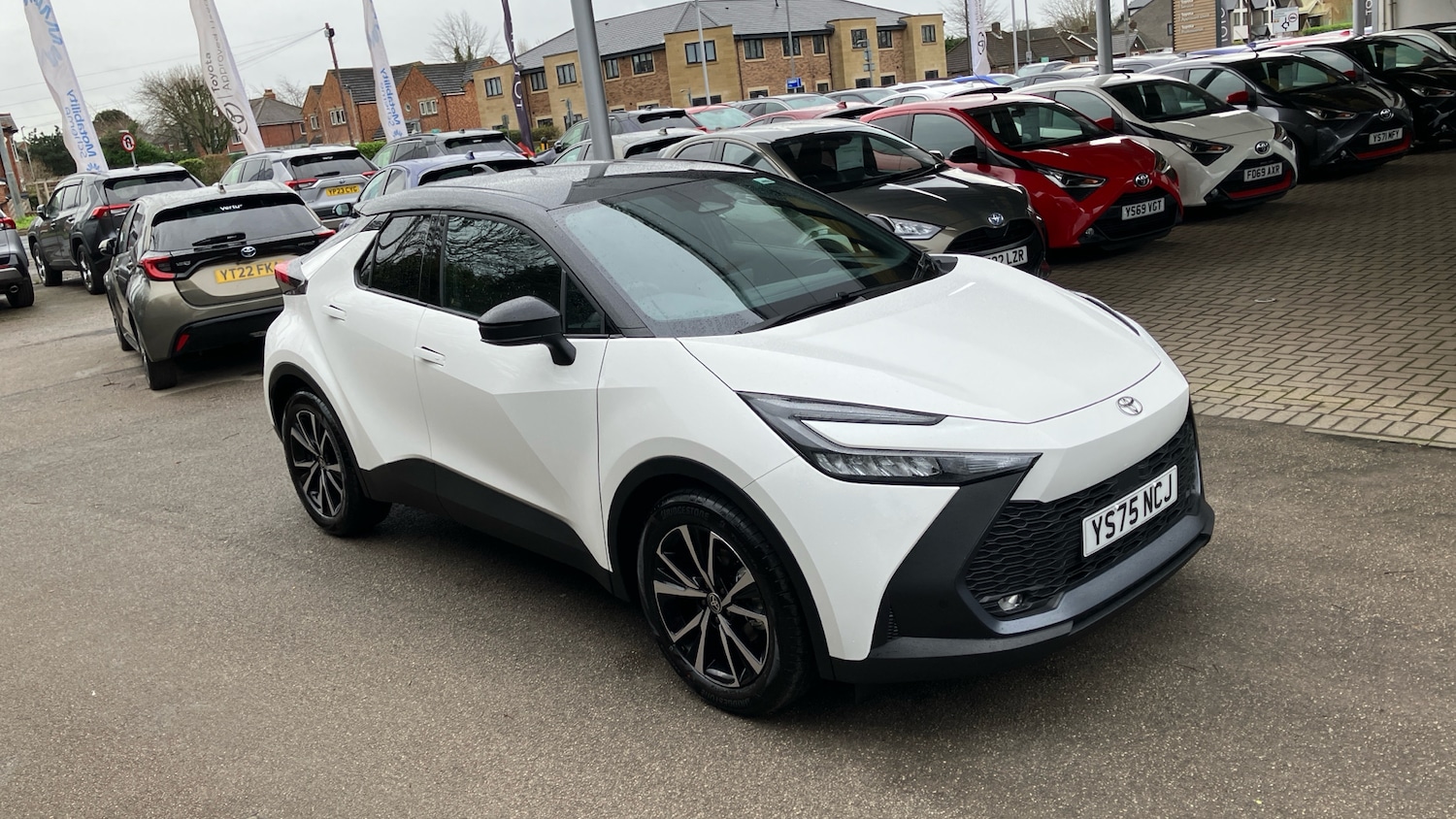 Used Toyota C-HR 2025 for sale - 77380615: Photo 29
