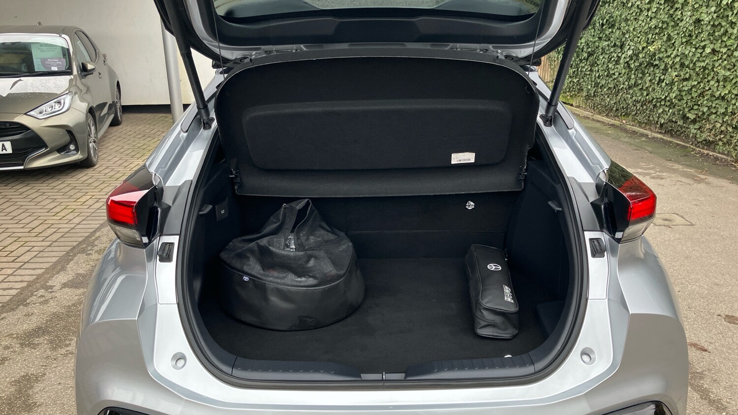 Used Toyota C-HR 2024 for sale - 77516318: Photo 14