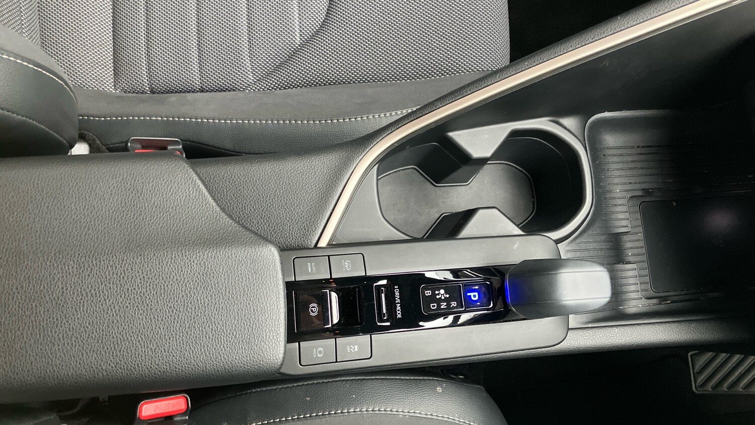 Used Toyota C-HR 2024 for sale - 77516318: Photo 43