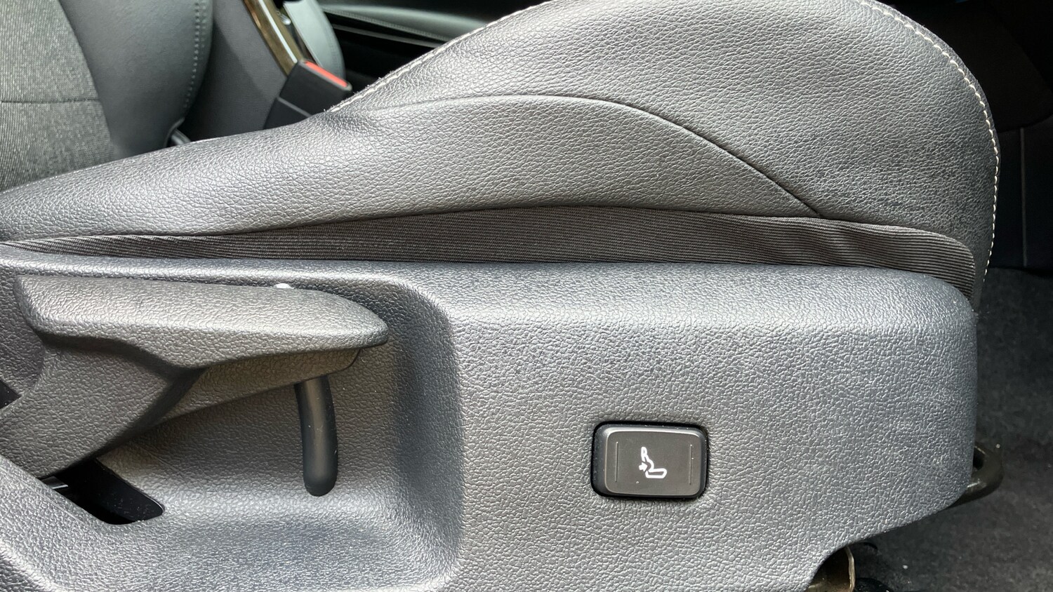 Used Toyota Corolla 2022 for sale - 77883732: Photo 31