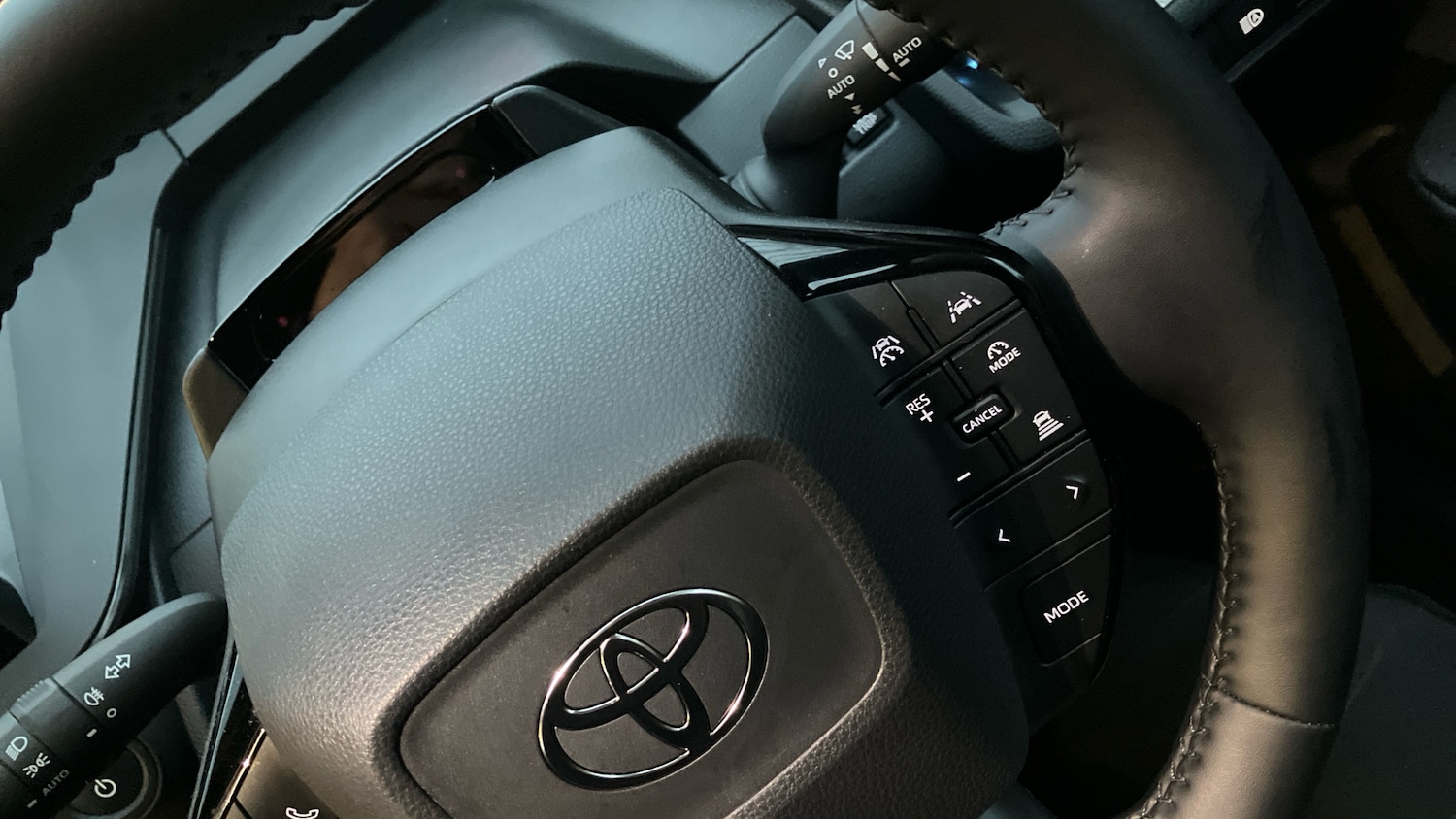 Used Toyota Prius 2025 for sale - 76075726: Photo 33