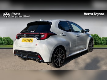 Used Toyota Yaris 2023 for sale - 77732317: Photo
