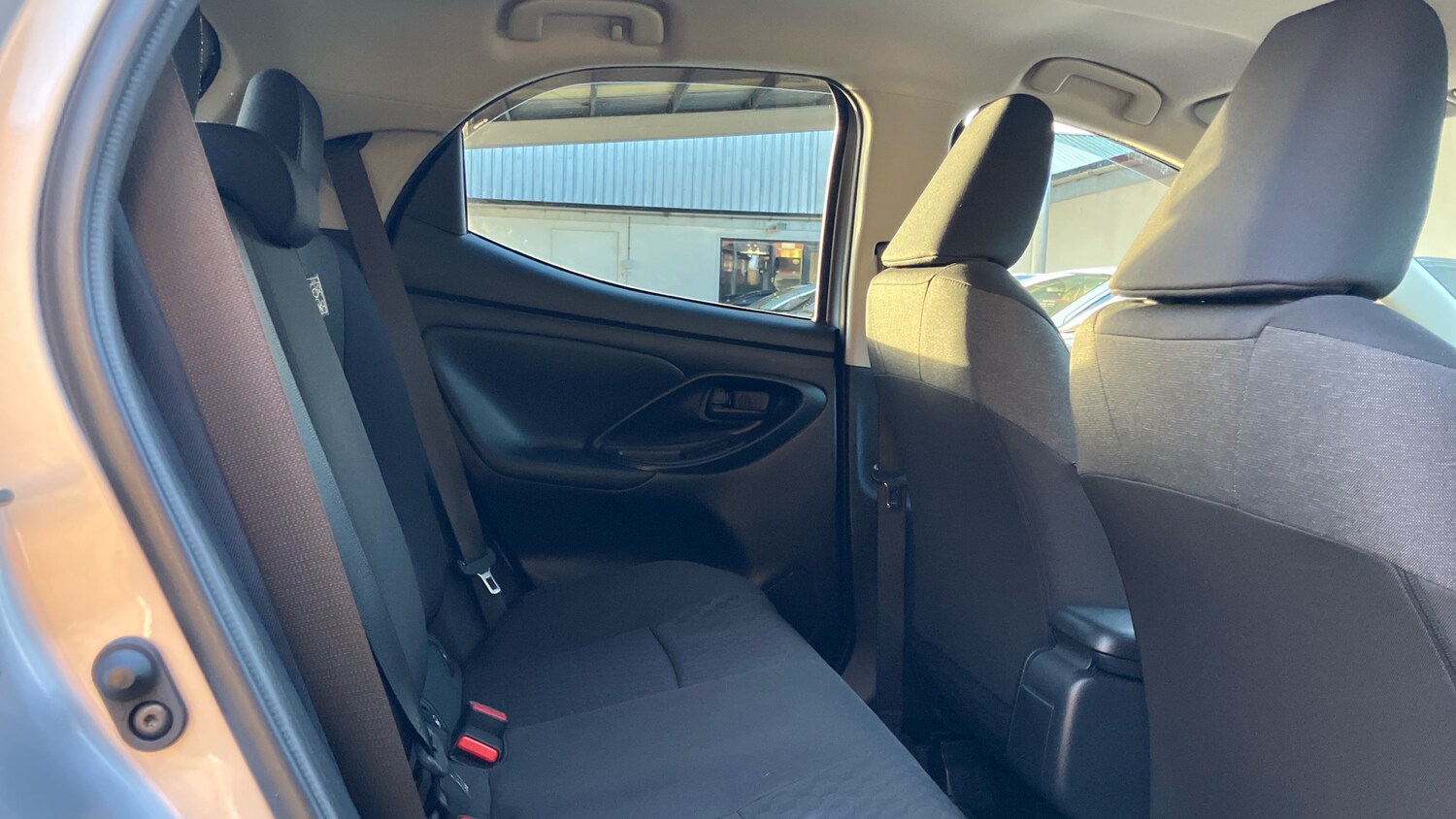 Used Toyota Yaris 2022 for sale - 77363971: Photo 12