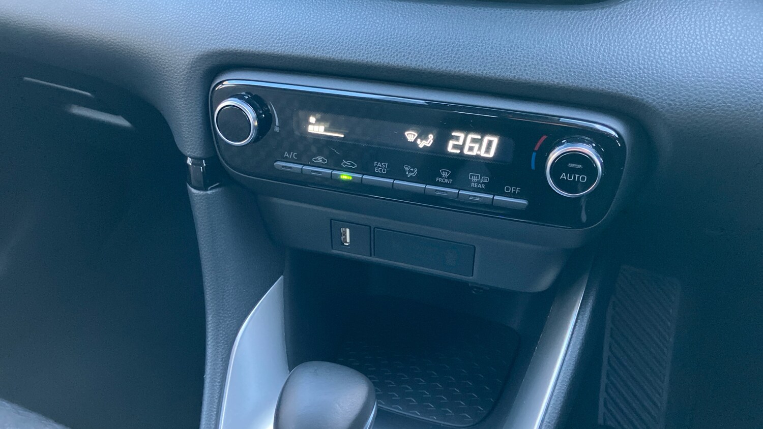 Used Toyota Yaris 2022 for sale - 77363971: Photo 37