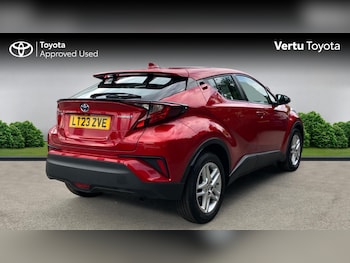 Used Toyota C-HR 2023 for sale - 78467041: Photo